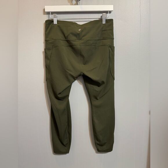 Athleta Ultimate Stash Tight - Picture 8 of 10